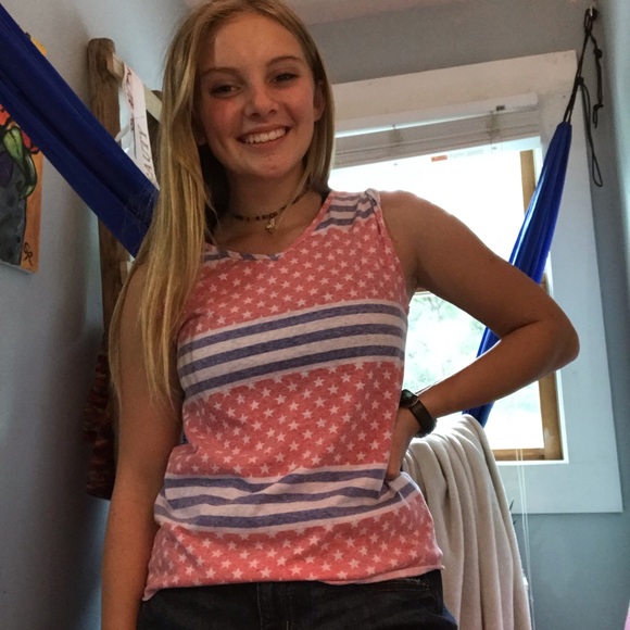 Tank top - Picture 3 of 3